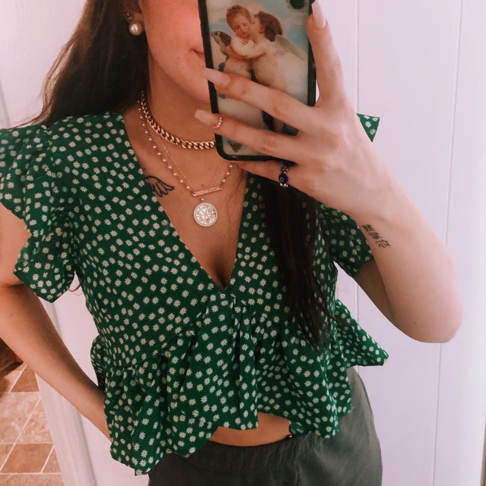 Green crop top